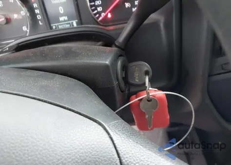 2019 Chevrolet Silverado 1500 Ld Silverado Custom z USA, uszkodzony, nr VIN 2GCVKMEC6K1143360